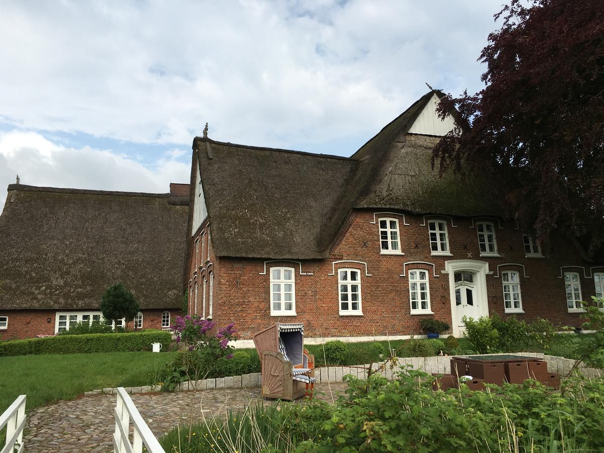 Hodorf Landsitzhotel Und Seminarium Peterhof מראה חיצוני תמונה